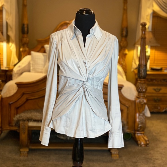 Trina Turk Tops - TRINA TURK Gray Twist Front Button Blouse Sz S